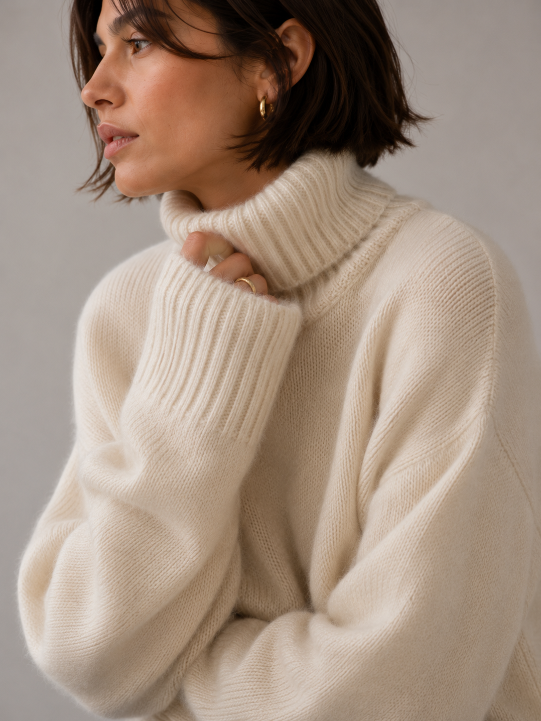White Cashmere Turtleneck Oversized Sweater