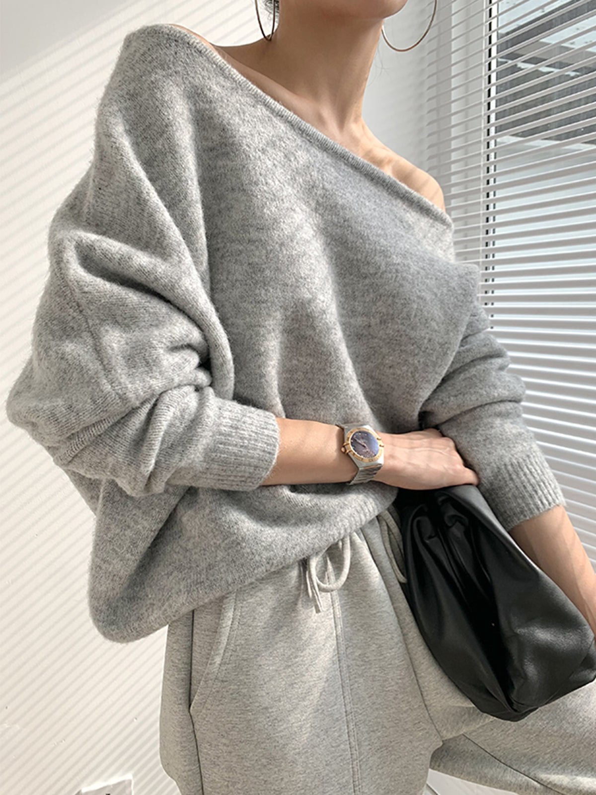 Women's One Shoulder Asymmetric Long Sleeve Knit Sweater